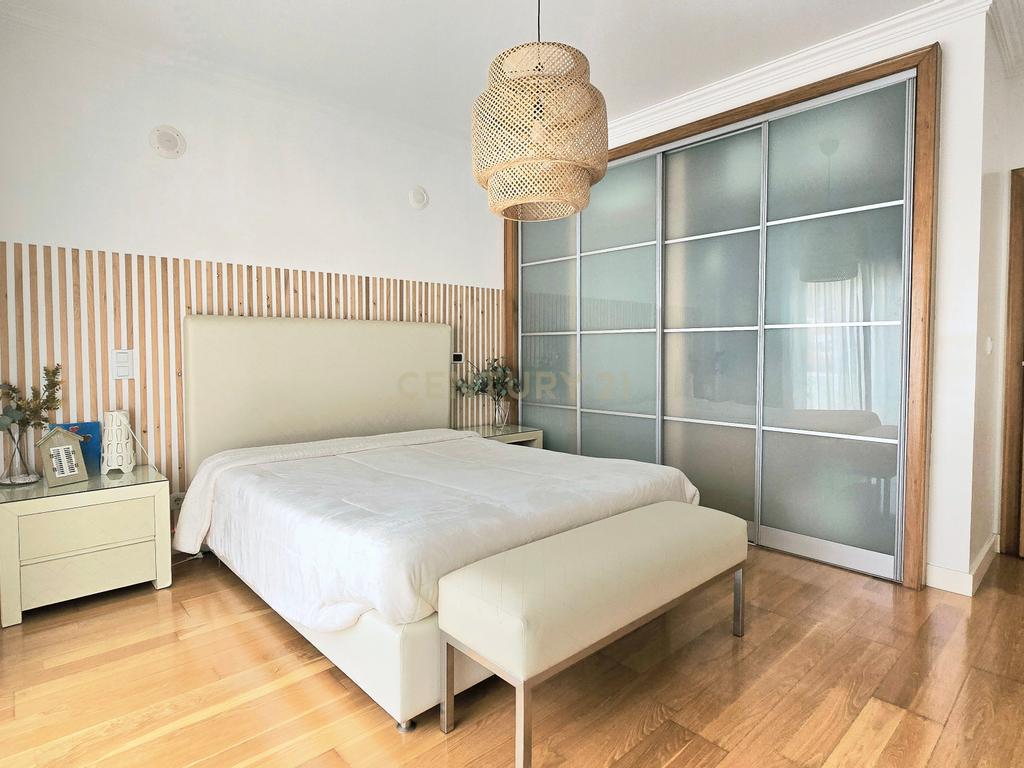 Apartamento Duplex T3 perto do mar na Caparica — Conforto, Elegância, Proximidade da Natureza e Estilo de Vida Descontraído - Image 10