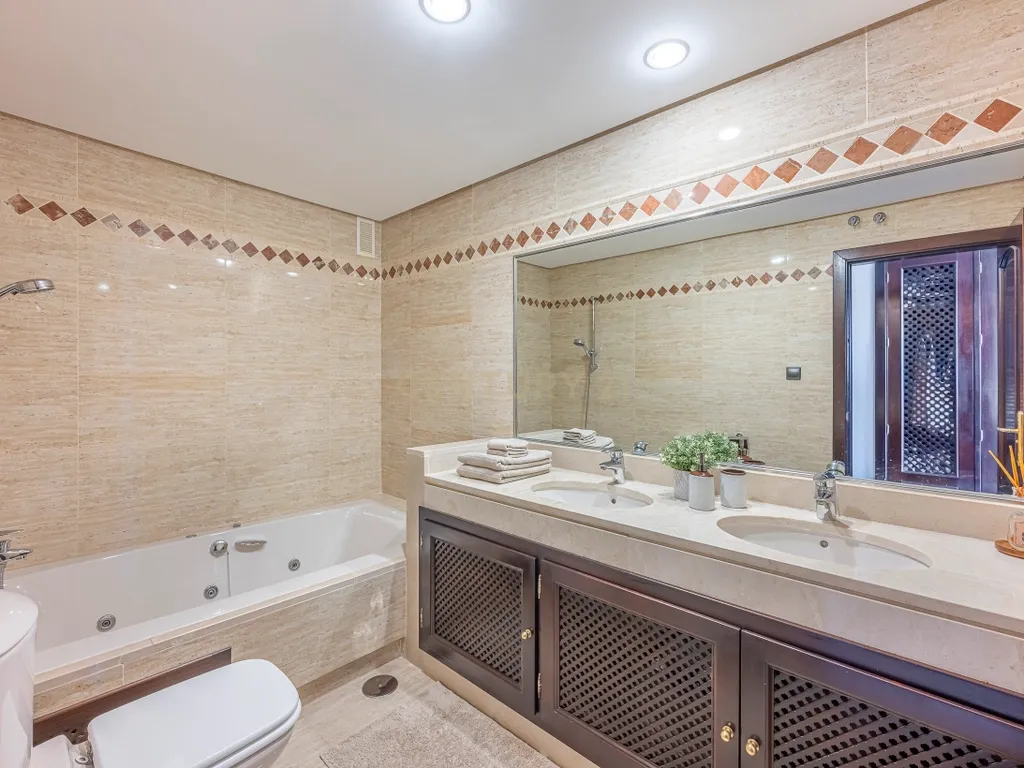 Appartement élégant avec vues panoramiques à Soto de Marbella - Image 16
