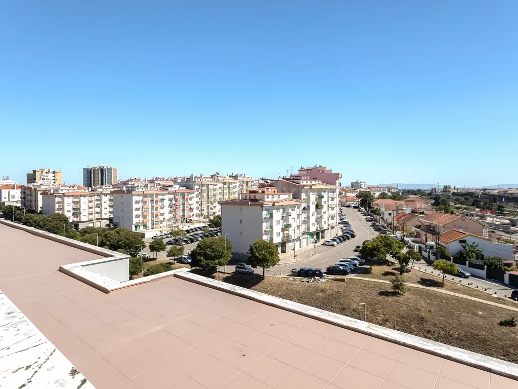 DUPLEX T4 +1 | TERRAÇOS D’AMORA - SEIXAL - Image 46