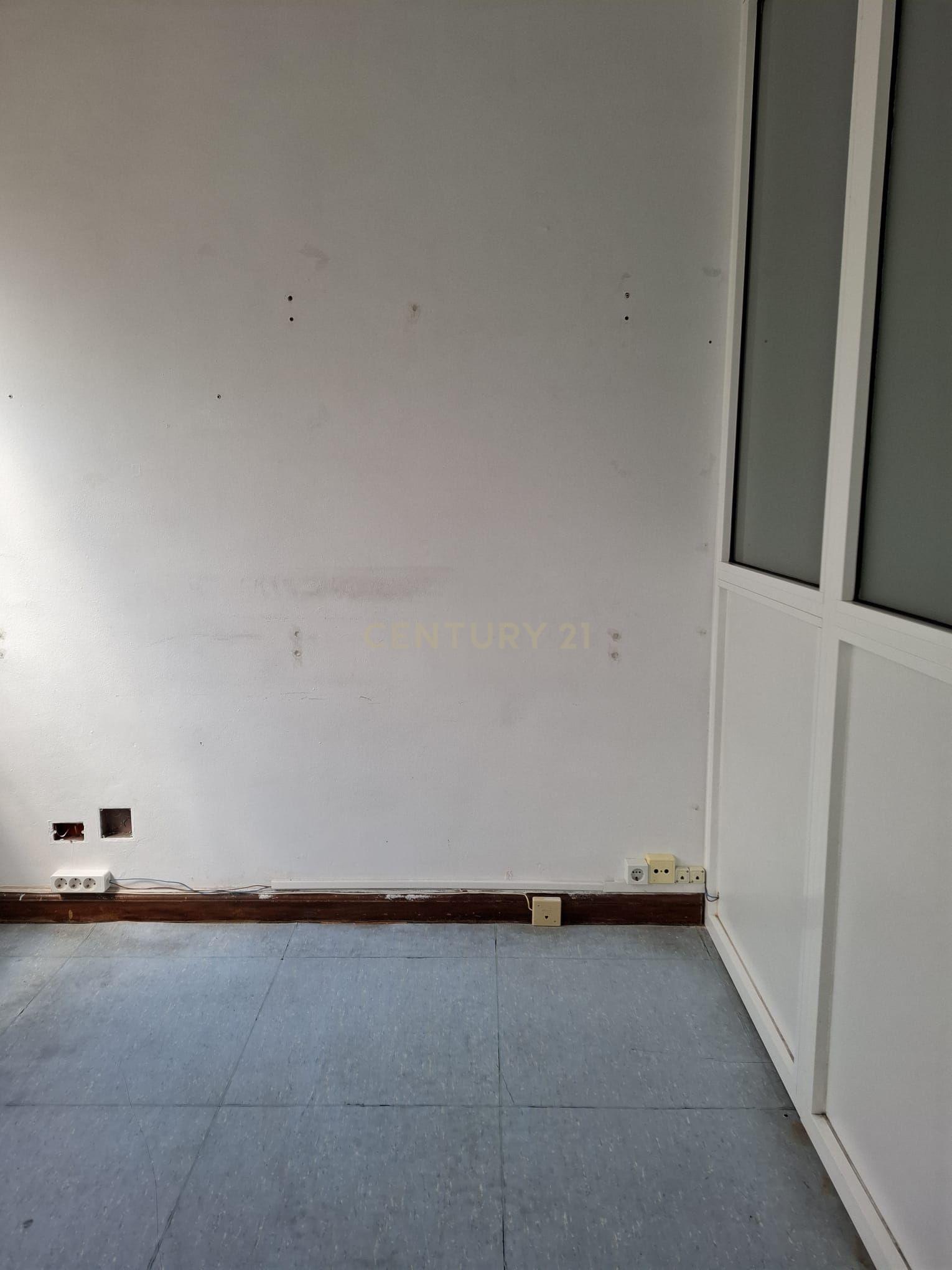 SE VENDE OFICINA EN EL CENTRO DE BILBAO - Image 7