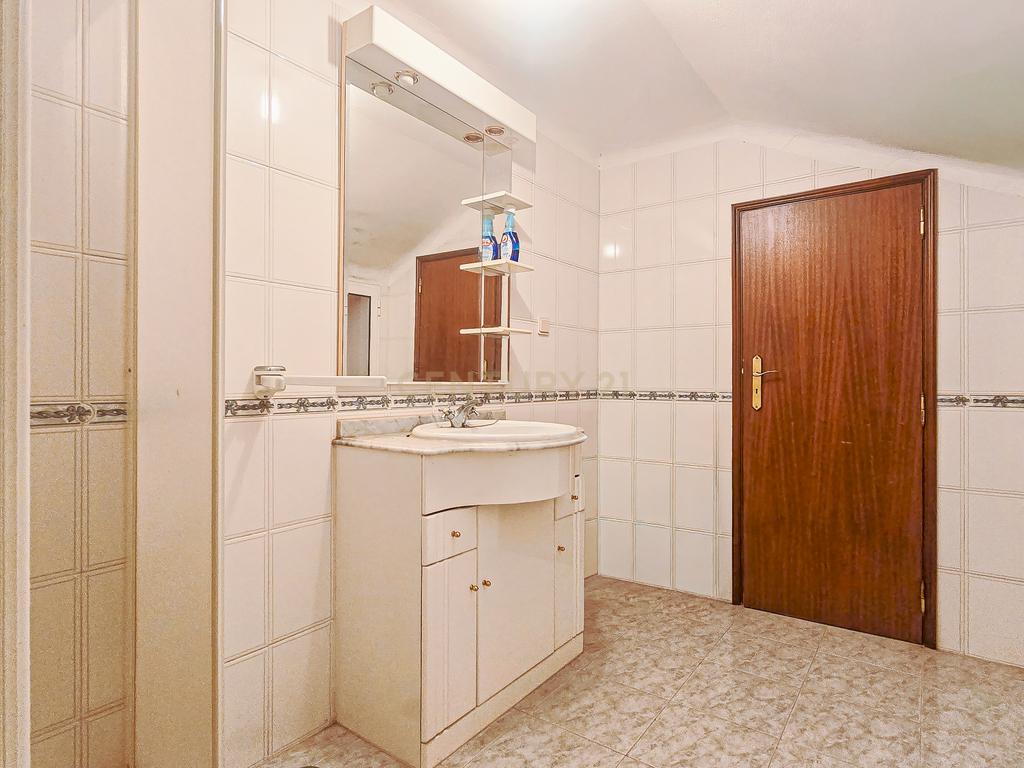 Apartamento T2 + 1 em Pinhal Novo, Palmela Arrendamento - Image 18