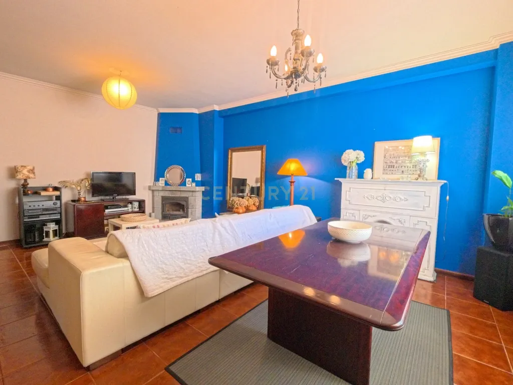 Apartamento T4 em Marzovelos, Viseu - Image 4