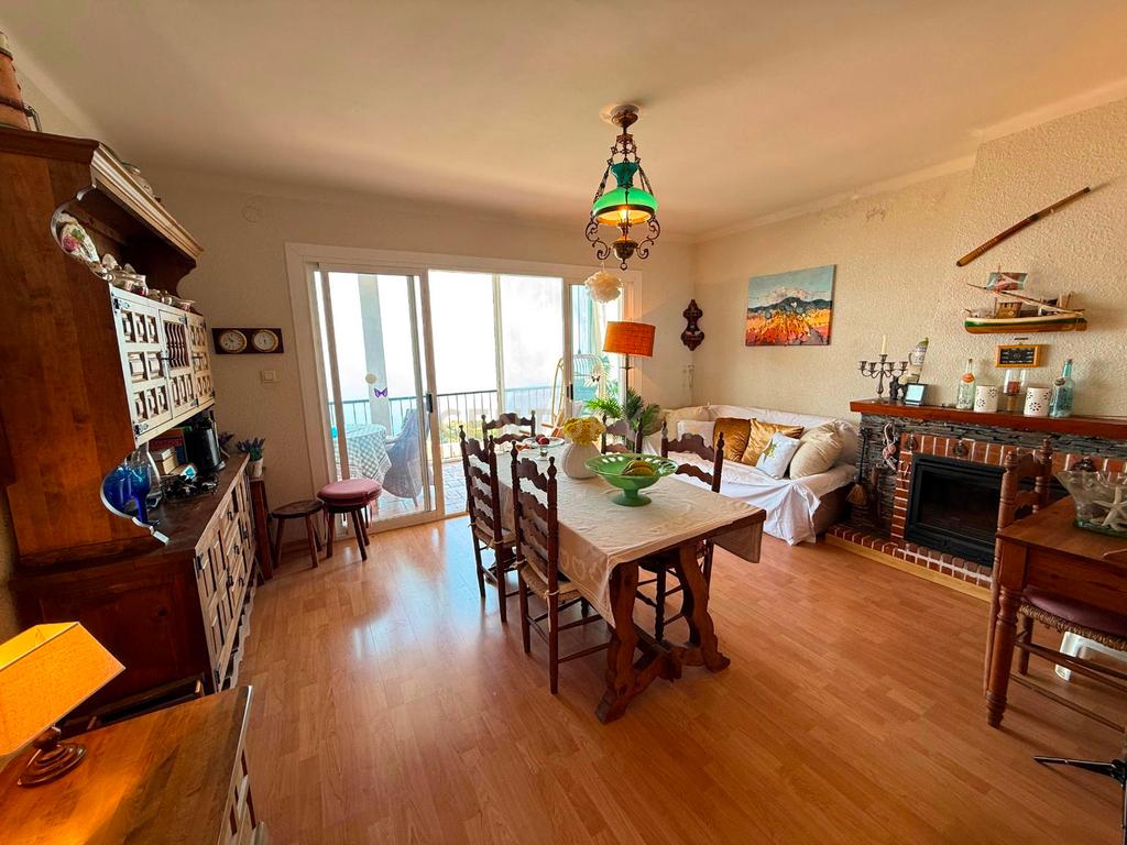 Cobertura com terraço, jardim e piscina privada com vista para o mar em Llançà - Image 46