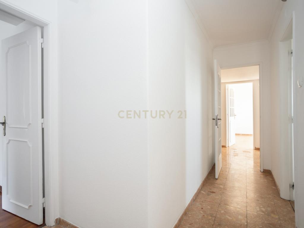 Apartamento T3 em Almada com Excelente Localização - Image 44