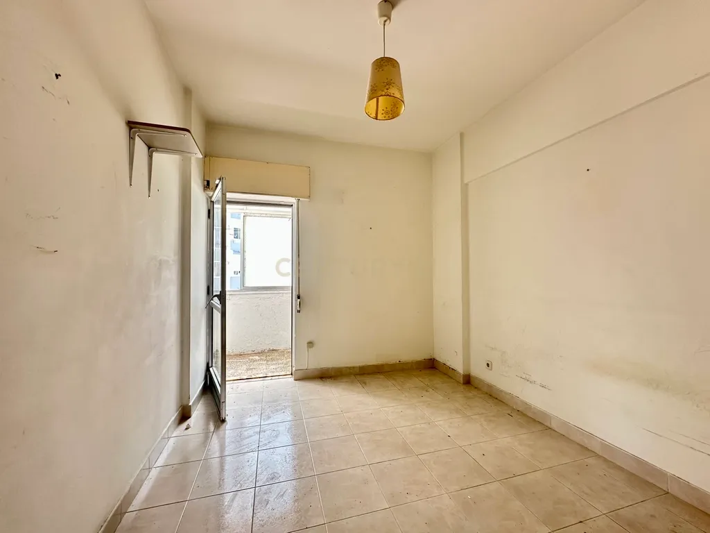 Apartamento T1 em Paço de Arcos - junto à praia e Escola Superior Náutica Infante D. Henrique - Image 10