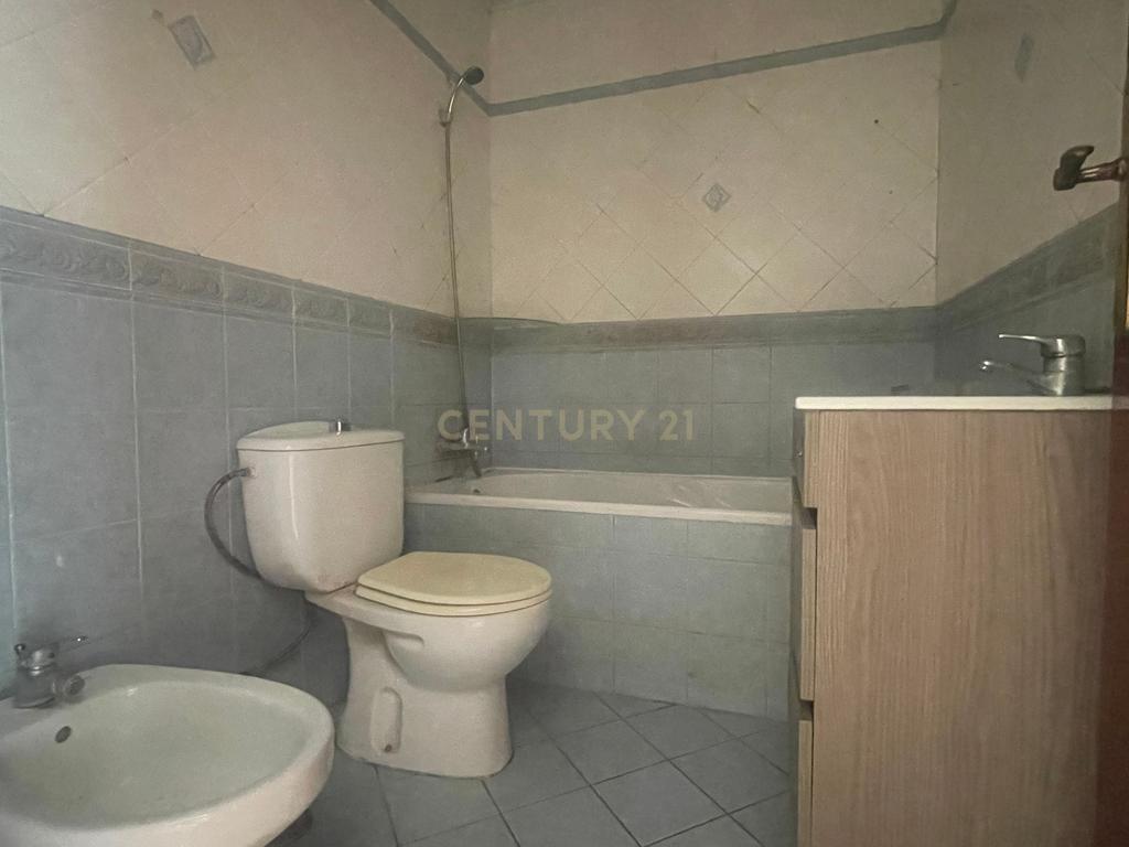 Apartamento T3, com Logradouro, em São Sebastião, Setúbal  - Image 11