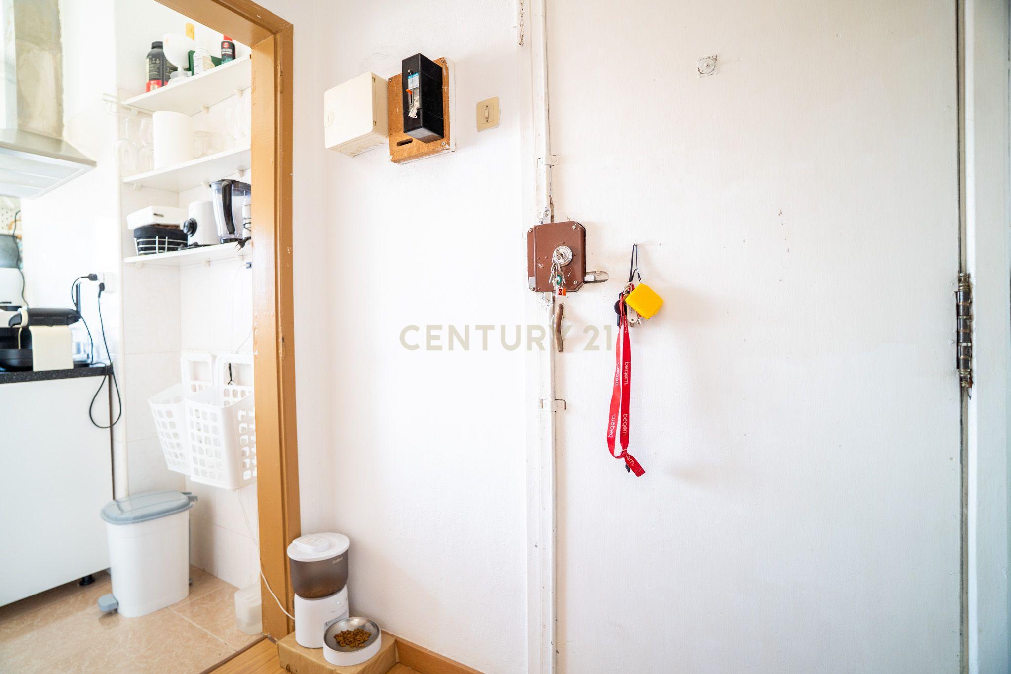 Fotografia 6 de T2 com aproveitamento do sótão e logradouro em Alvalade | Excelente localização | 1.400 €/mês