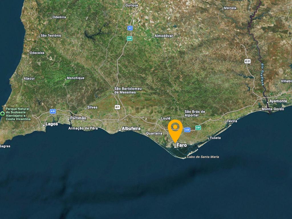 Terreno com projeto aprovado para Empreendimento de 12 apartamentos em Montenegro, Faro, Algarve. - Image 2