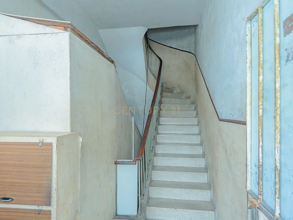 PRÉDIO EM PROPRIEDADE TOTAL Junto ao Jardim do Morro | Vila Nova de Gaia - Image 19