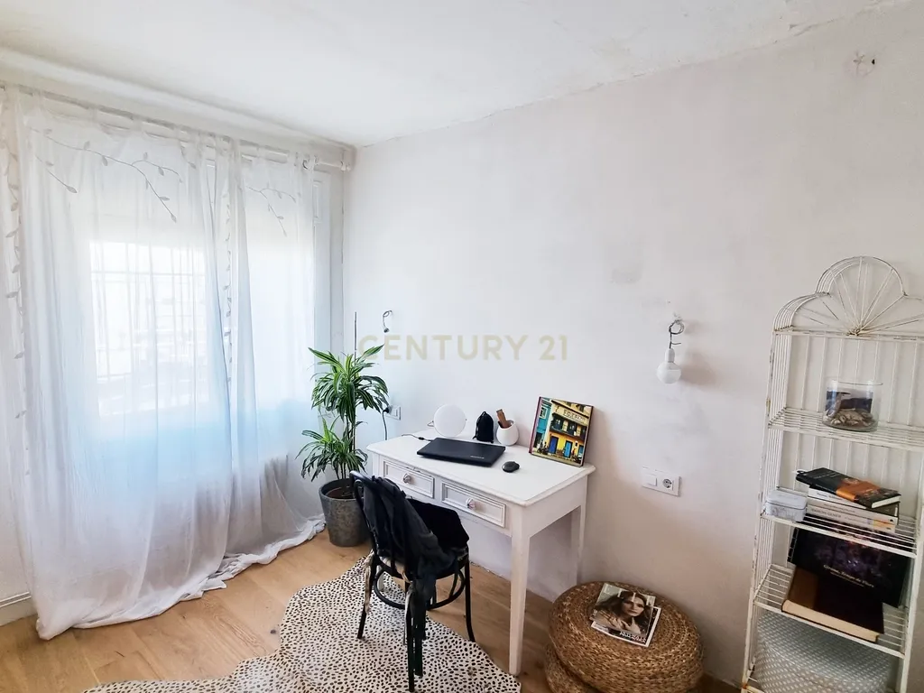 Apartamento com vista mar, terraço e garagem em Argilera, Llançà - Image 14