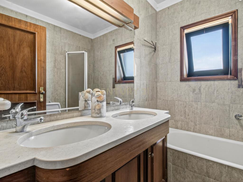 Moradia T4 com Vista Mar em Vila Nova de Gaia - 695.000€ - Image 34