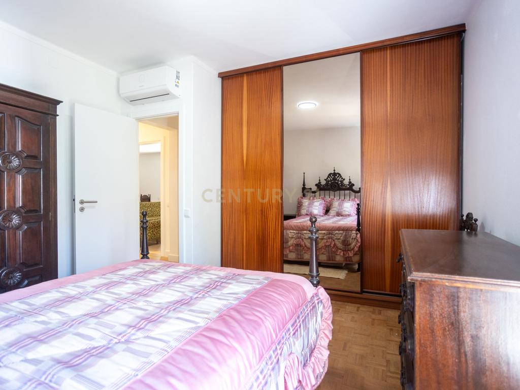 Quarto "A,B e C" mobilado, Mira Sintra – disponível 1 Agosto - Image 2