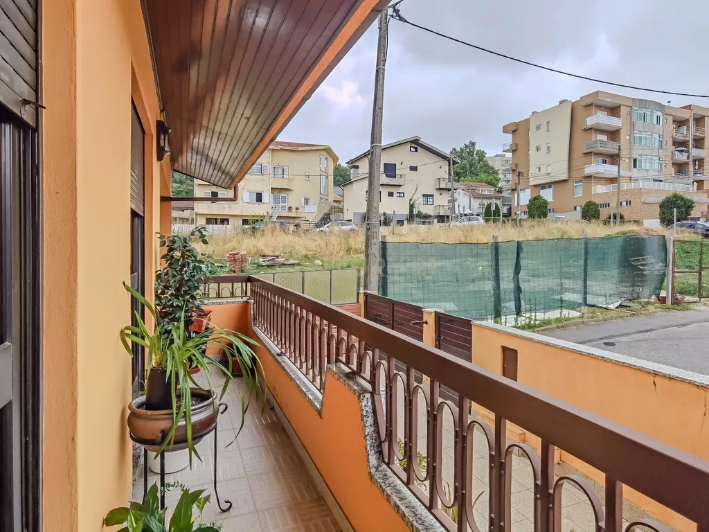 Moradia T4 na Praceta Luís de Camões, em Fânzeres, Gondomar - Image 19
