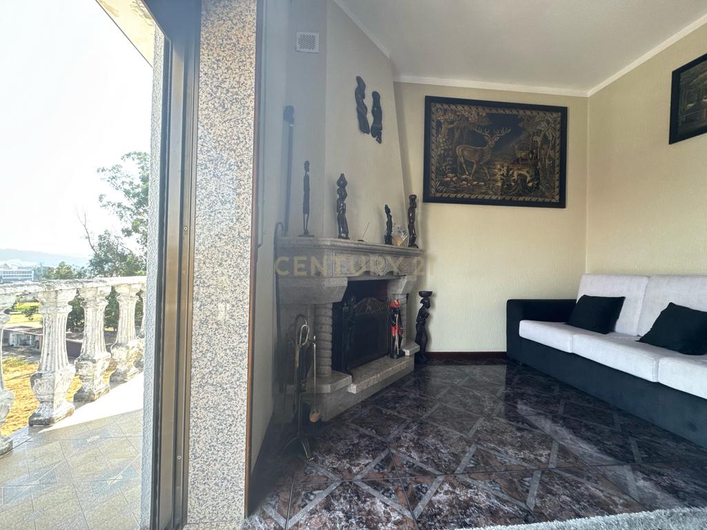 Moradia com 3 Apartamentos com área exterior em Vilela, Paços de Ferreira - Image 22