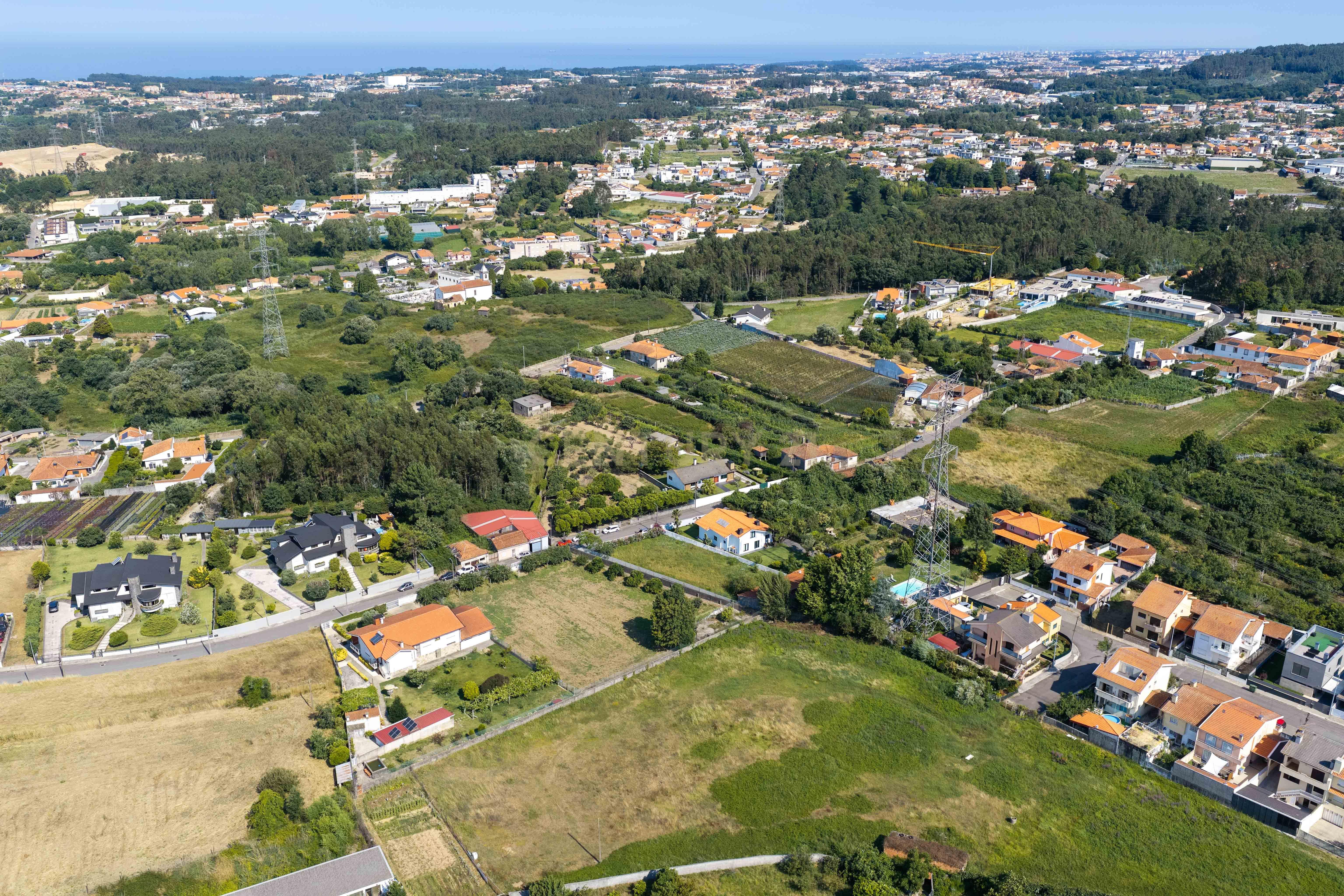 Fotografia 11 de Terreno para construção já vedado em 4 frentes