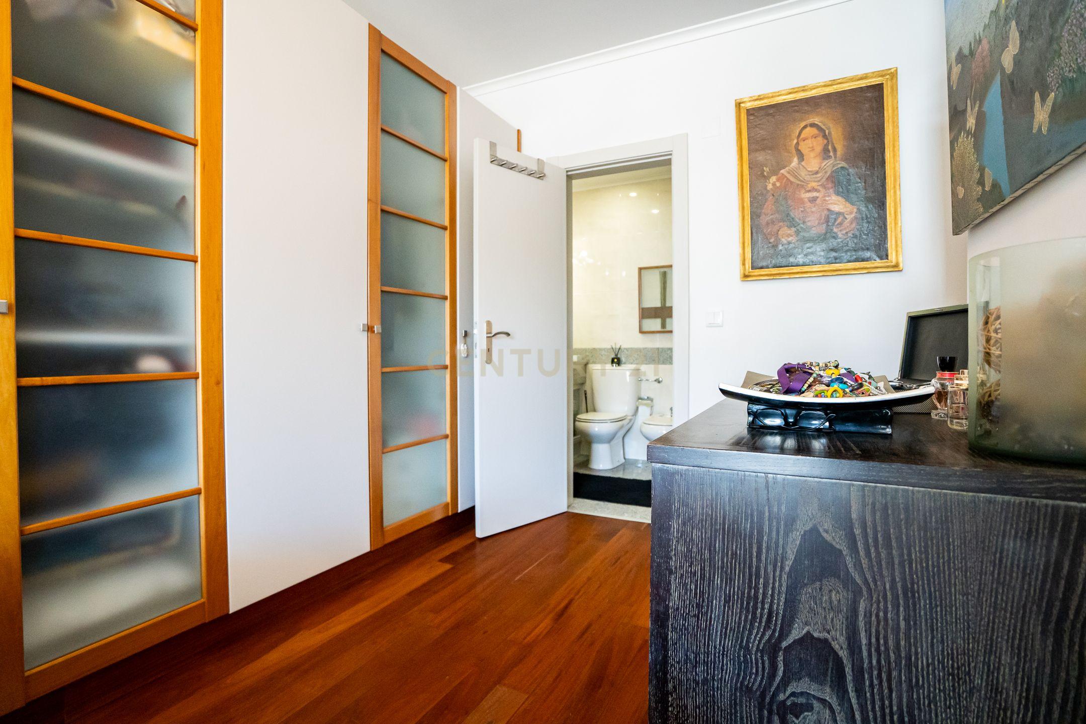 Apartamento T3 Parque das Nações - Image 21