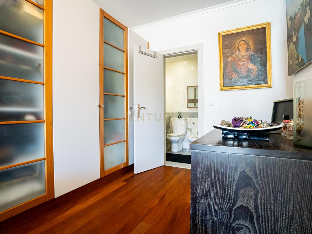Apartamento T3 Parque das Nações - Image 21