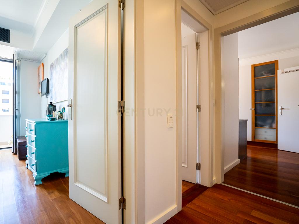 Apartamento T3 Parque das Nações - Image 29