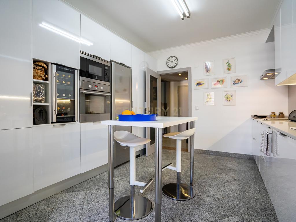 Apartamento T3 Parque das Nações - Image 26