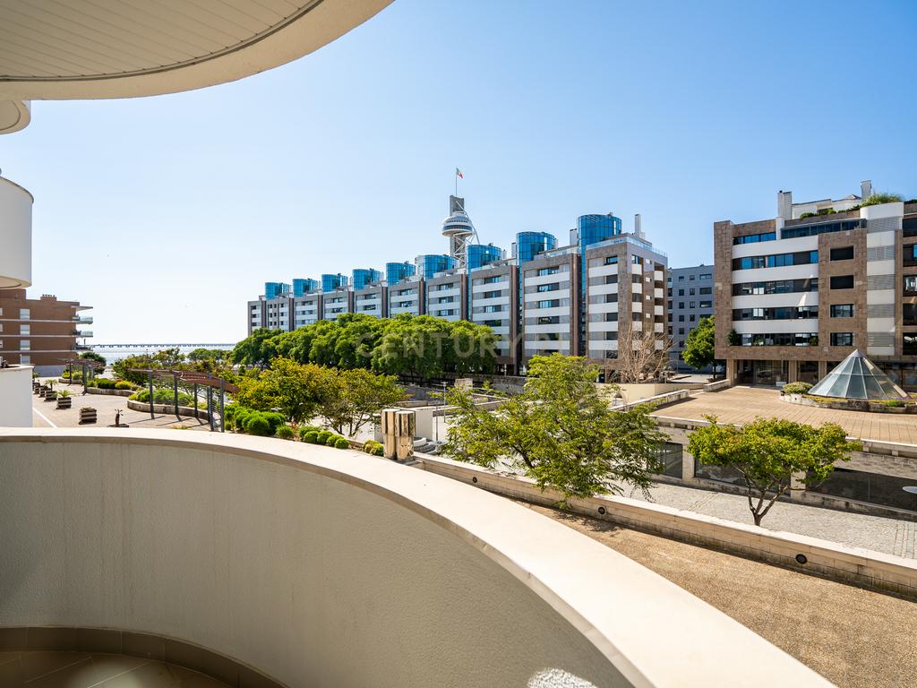 Apartamento T3 Parque das Nações - Image 13