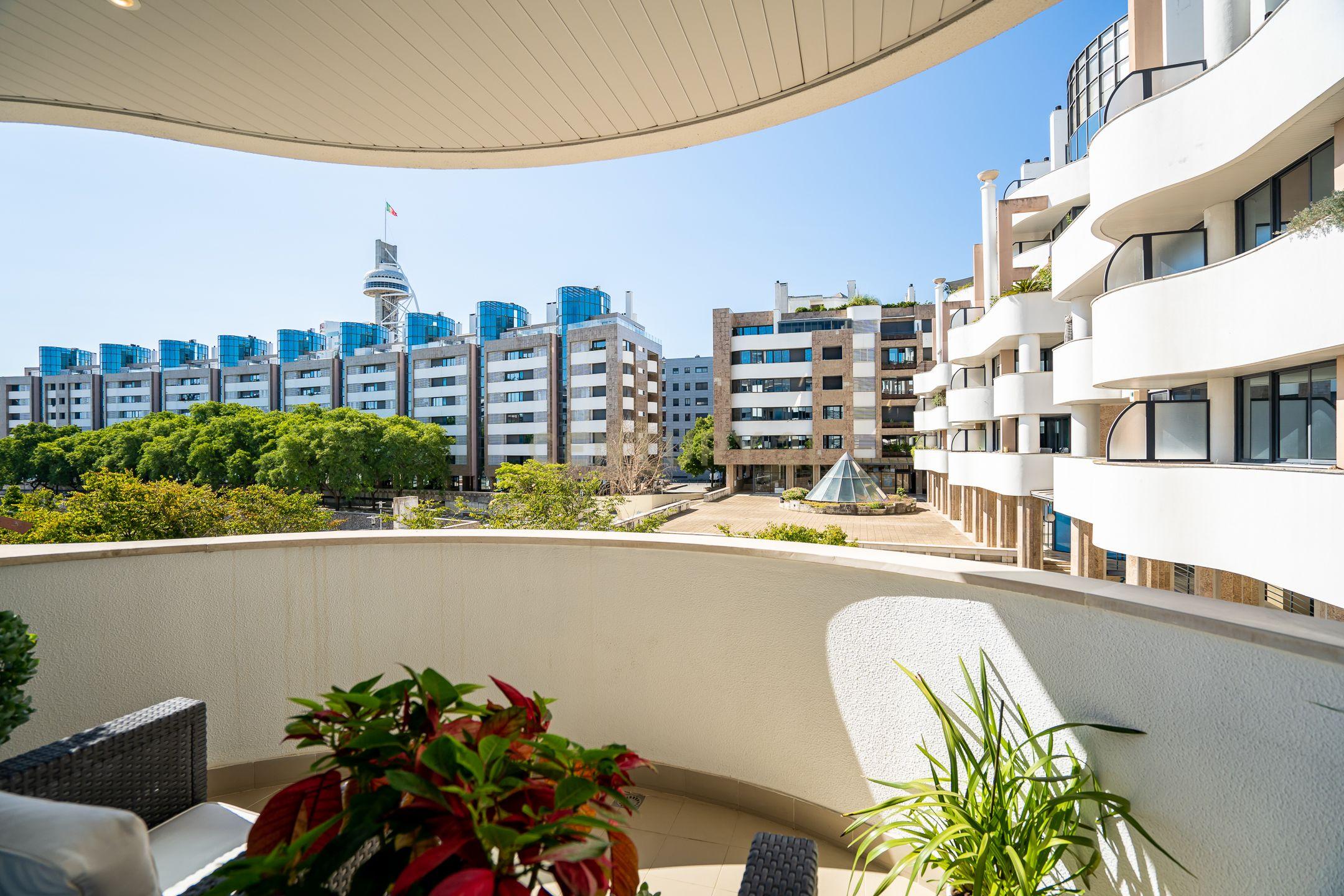 Apartamento T3 Parque das Nações - Image 8