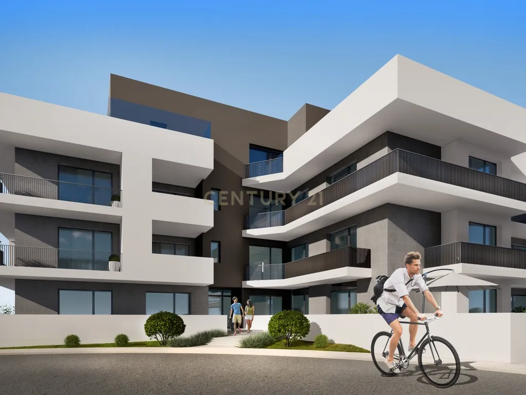 Apartamento T3, em construção, na Urbanização do Casal Belver - Image 3