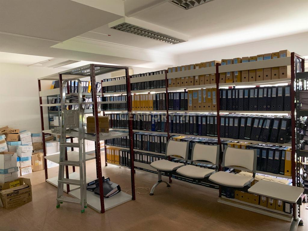 Loja Espaçosa no Lumiar, Lisboa - 190m² por 1990€ - Image 14