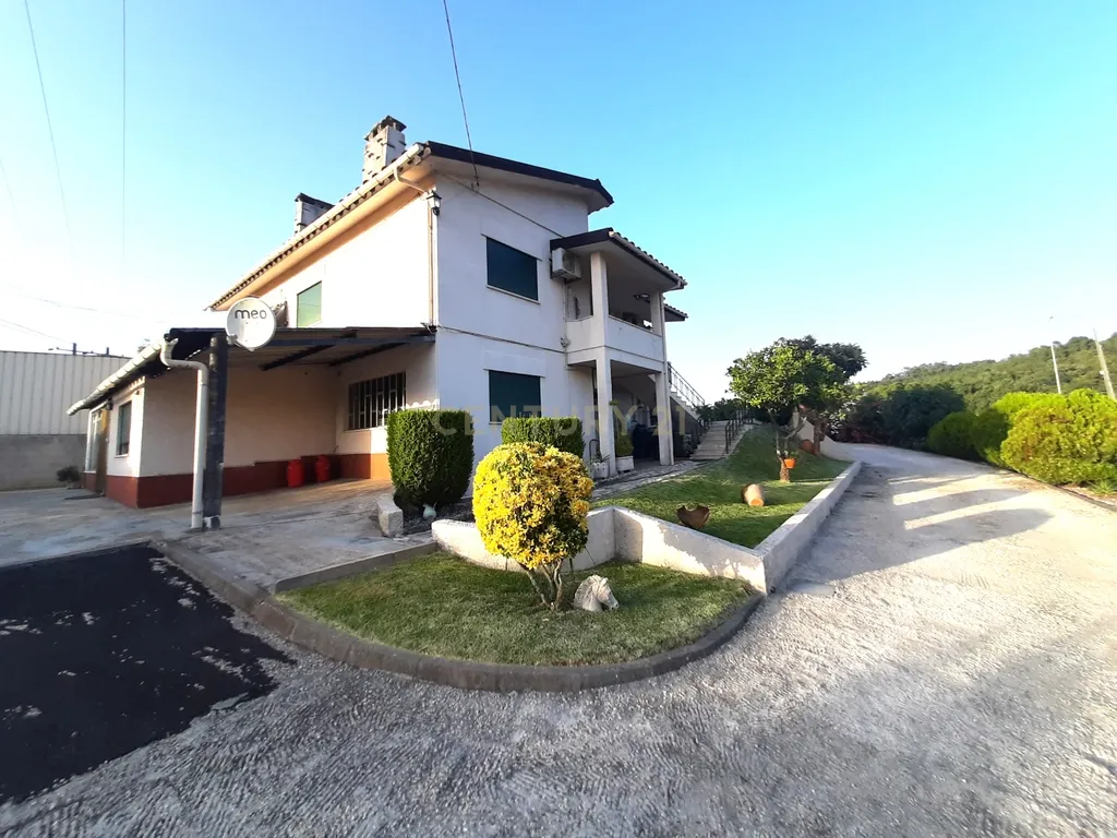 MORADIA T5 || Milagres || Leiria - Image 1