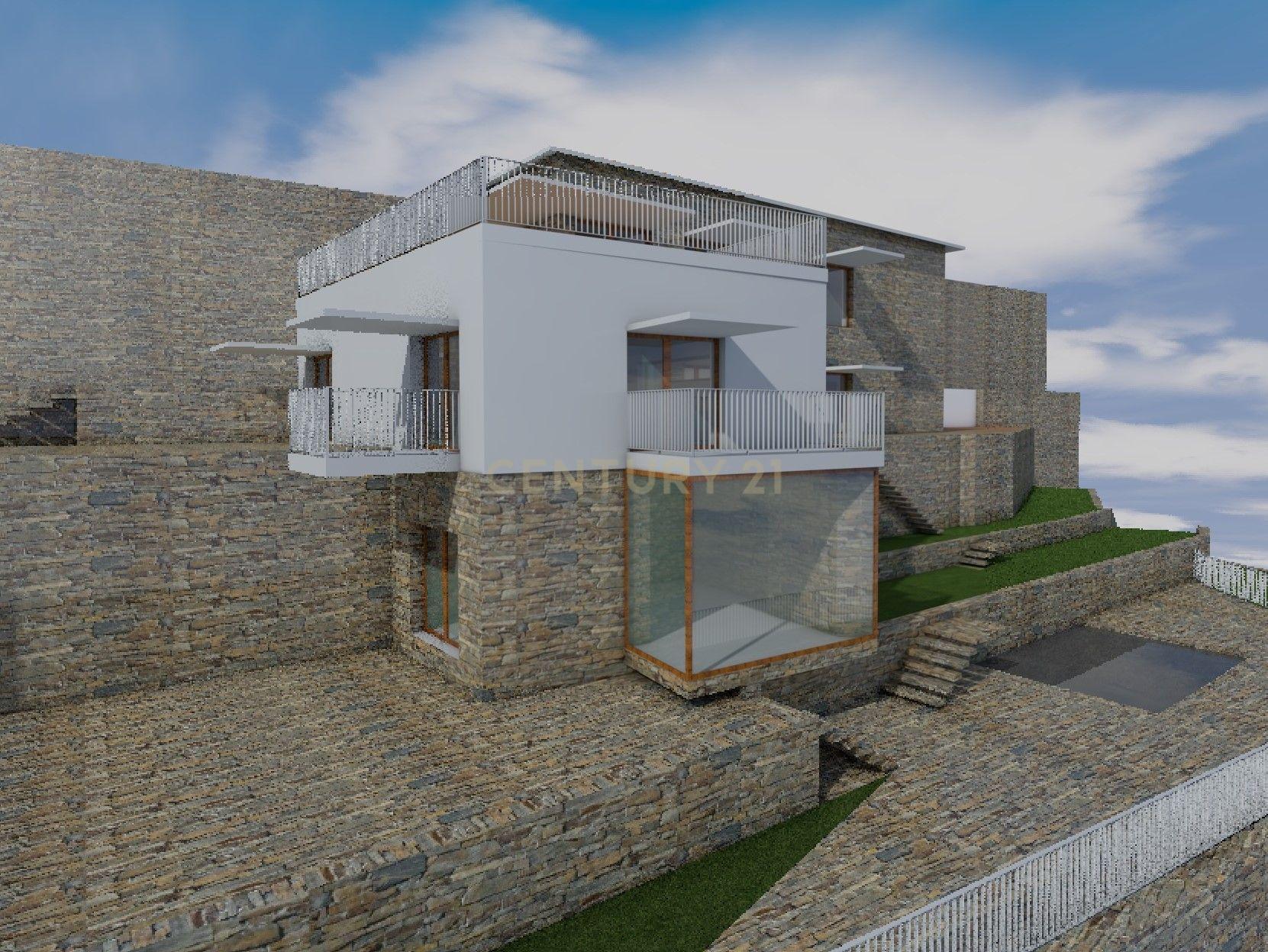 Terreno em Valdigem, com uma área total de 3.350m², oferece vistas panorâmicas sobre o Rio Douro. Tem licença para a construção de uma casa com seis quartos (T6), além de uma vasta área de terreno com vinhas antigas de categoria A. - Image 47