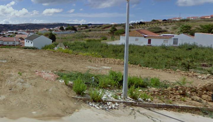 Terreno urbano com 556m2 - Image 2