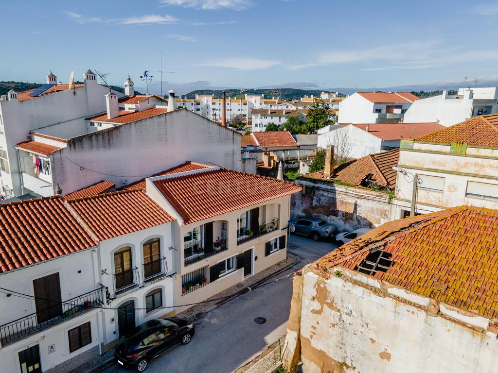 Moradia Remodelada no Centro de Silves – Conforto e Praticidade! - Image 30