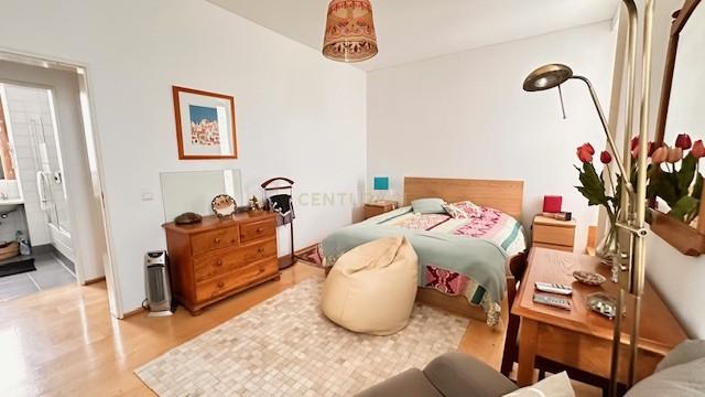 Arrendamento T1 com logradouro - Centro de Lisboa - Image 15
