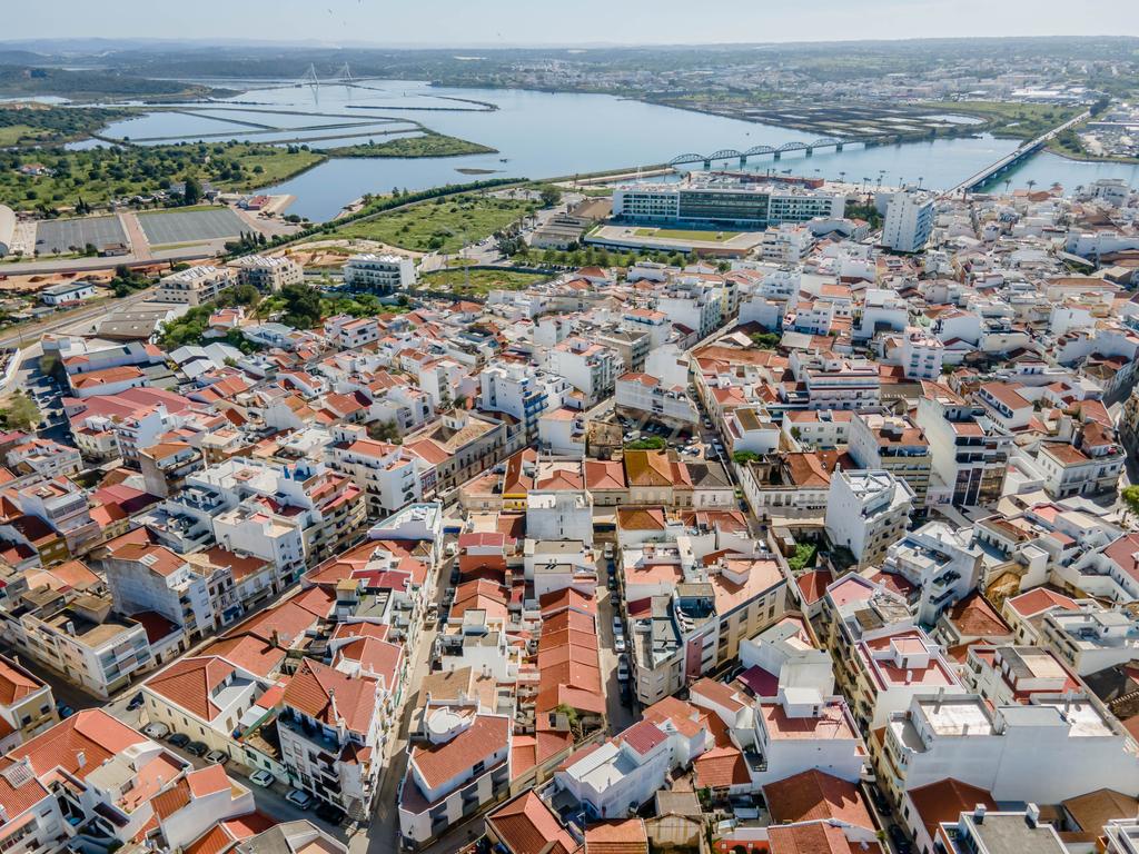 EXCELENTE OPORTUNIDADE DE INVESTIMENTO Prédio Comercial em Portimão - Image 36