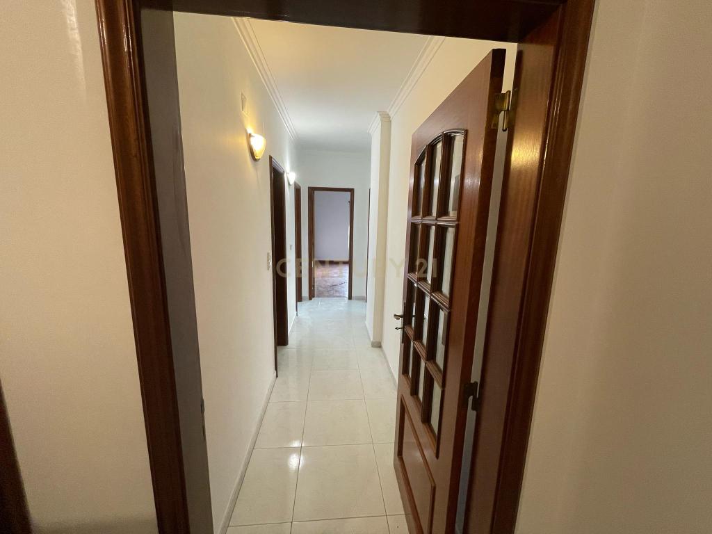 T1 Massamá - Image 6