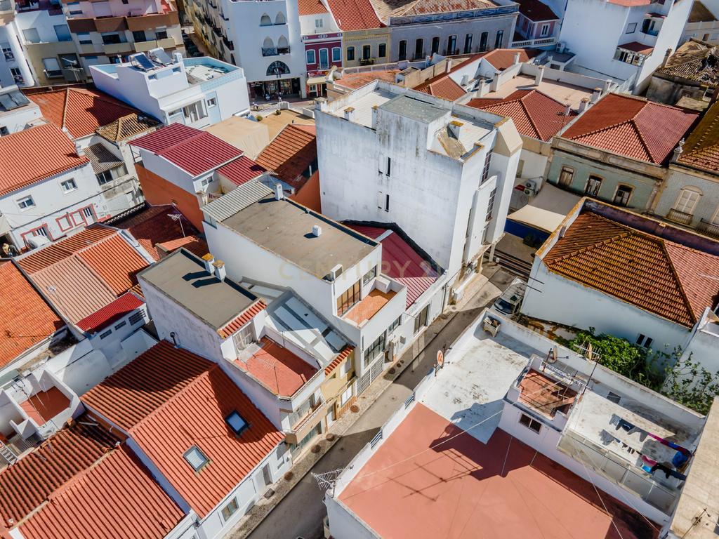 EXCELENTE OPORTUNIDADE DE INVESTIMENTO Prédio Comercial em Portimão - Image 31
