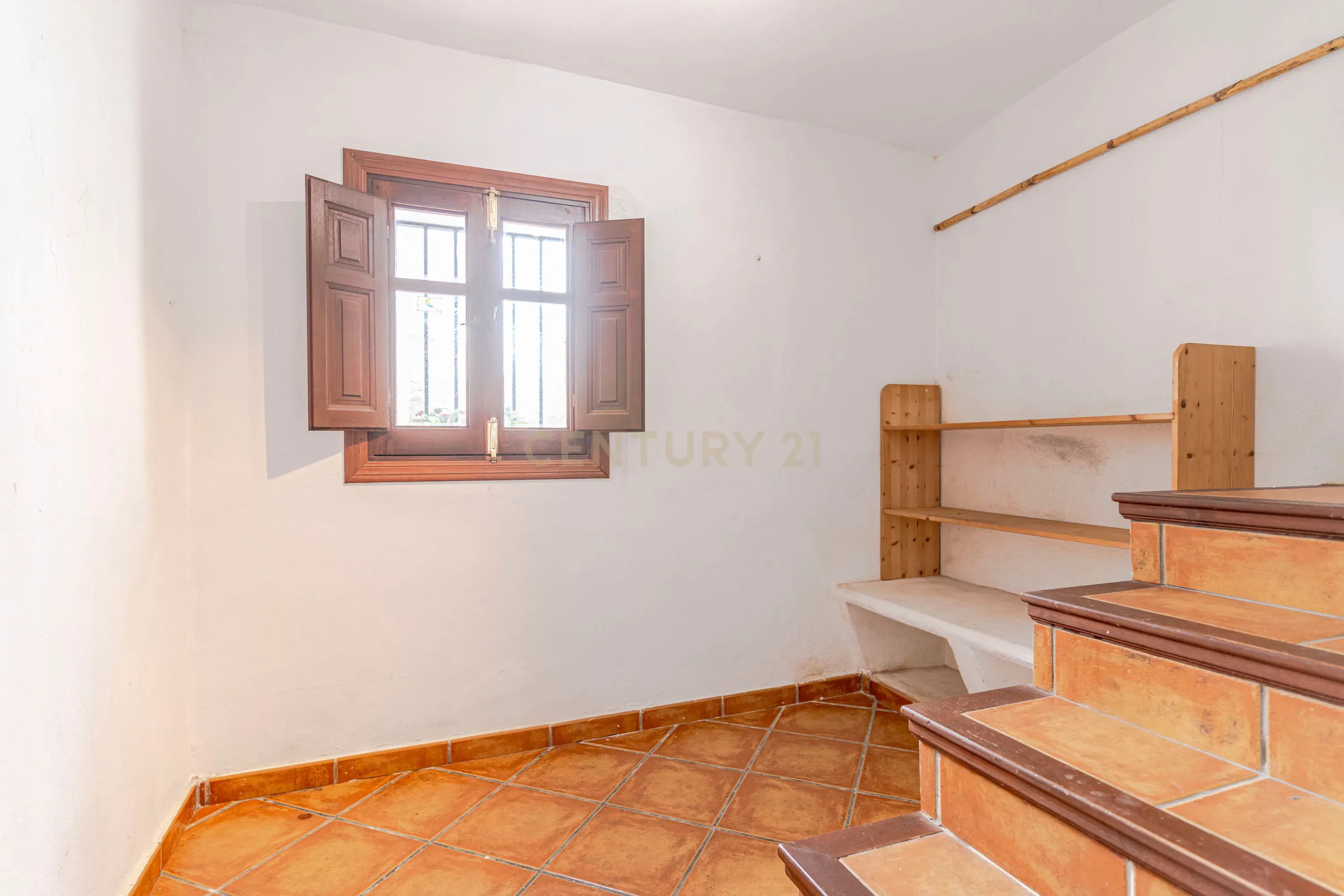 undefined - Image 14