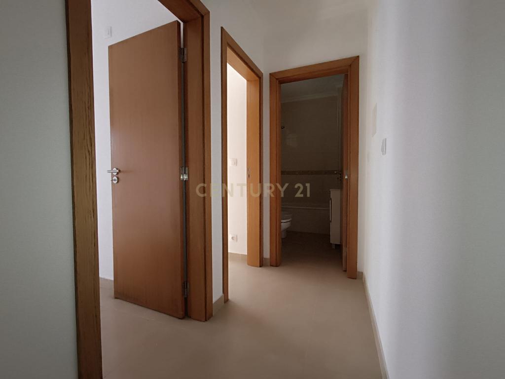 Moradia T2 Alcongosta, Fundão - Image 10