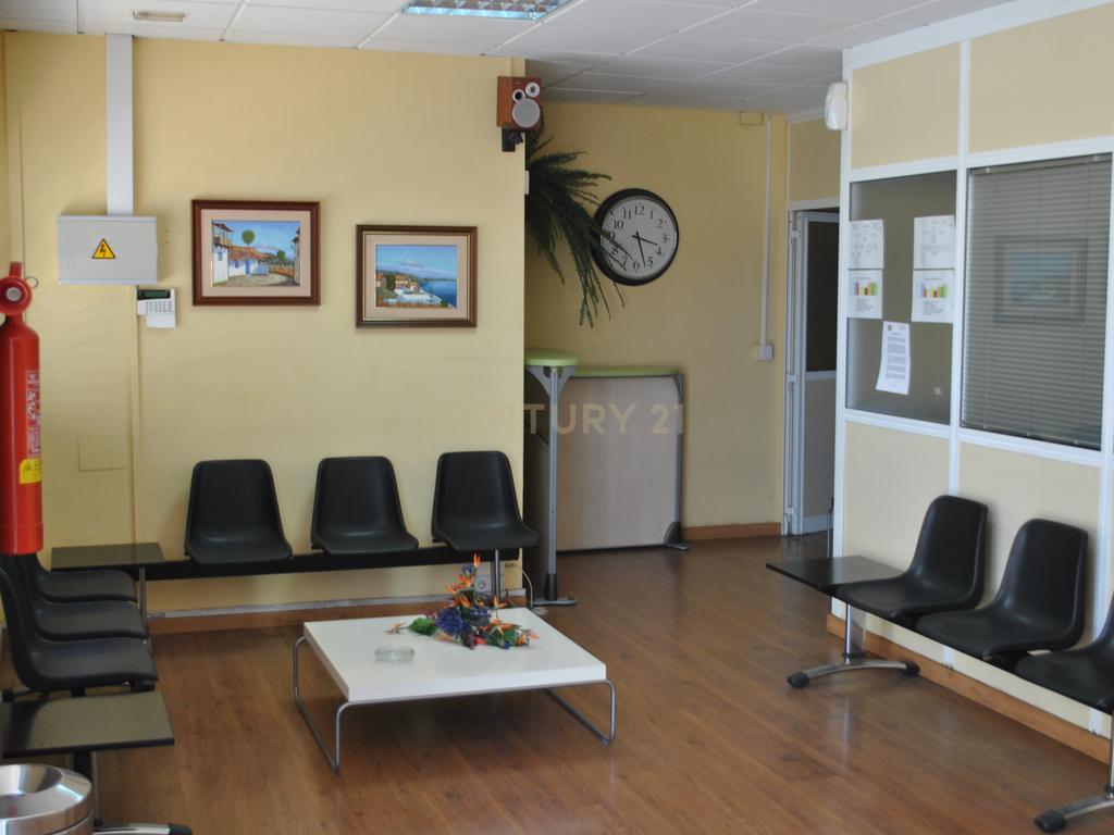 undefined - Image 1