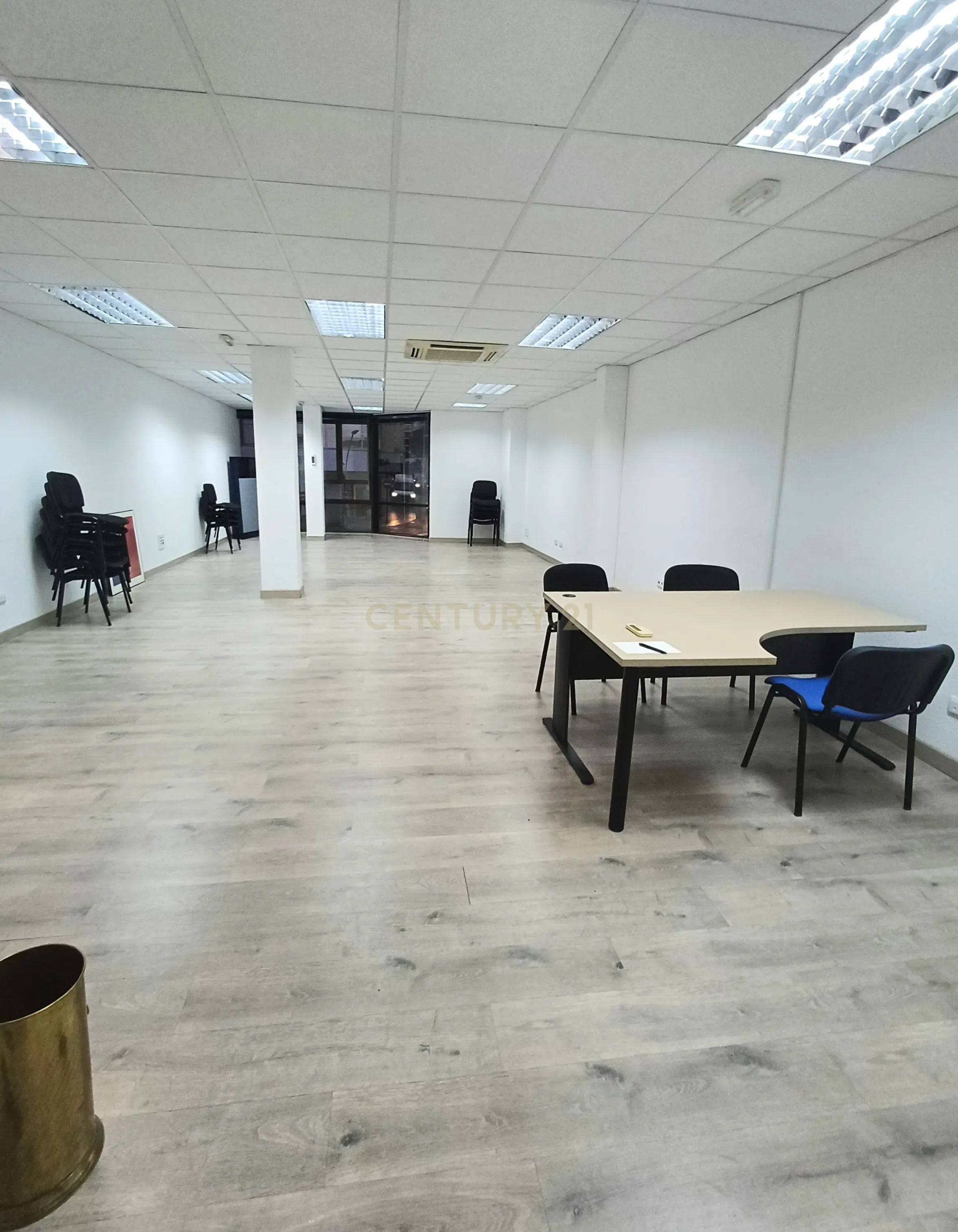 undefined - Image 1