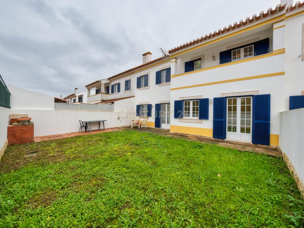 Moradia T4 - Conforto, requinte! - Image 20