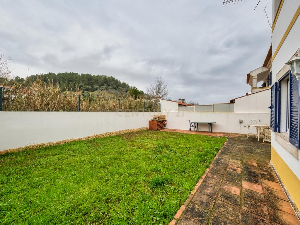 Moradia T4 - Conforto, requinte! - Image 22
