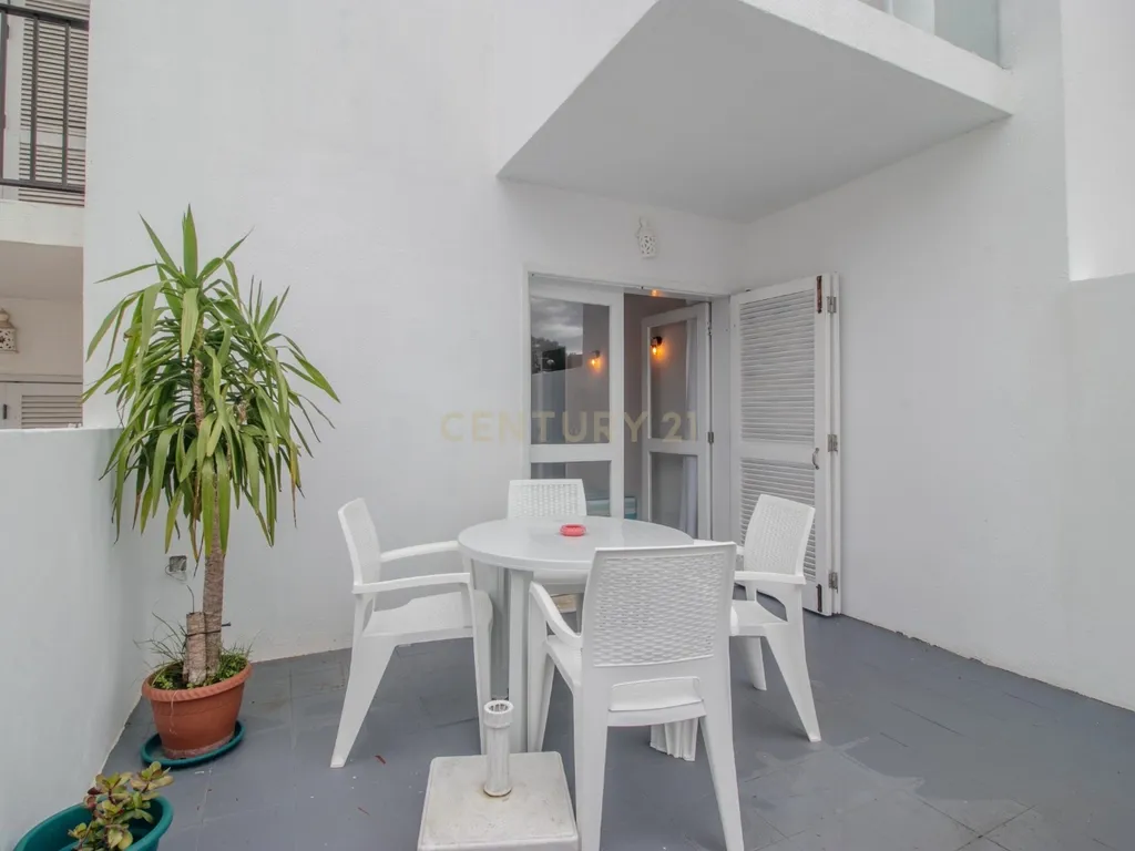 Apartamento Duplex a poucos metros da praia na encantadora Vila de Carvoeiro - Image 12
