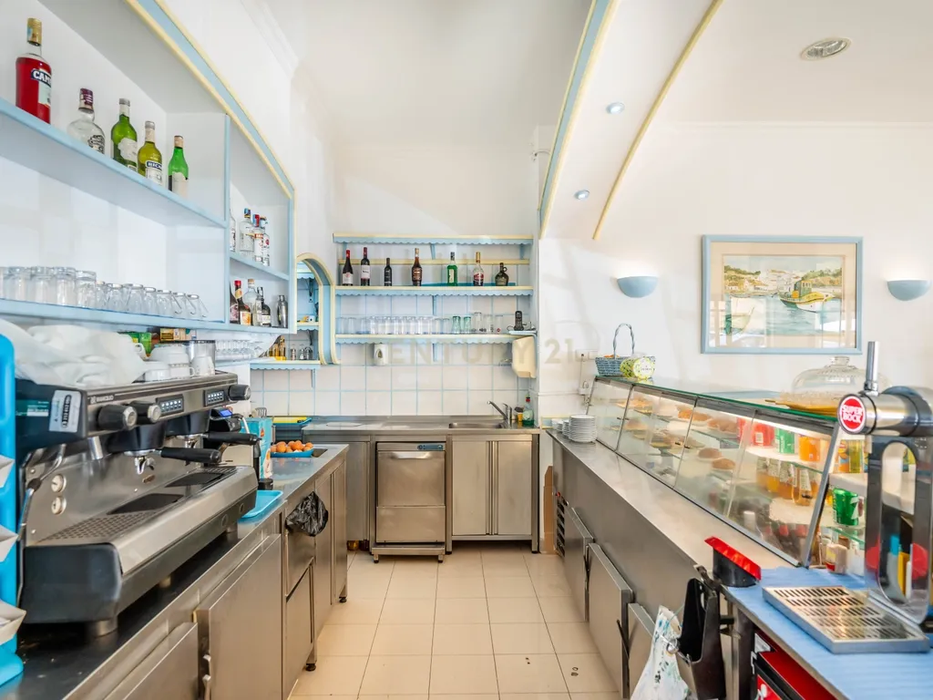 Snack Bar em Alvor para Venda - Excelente Oportunidade de Negócio - Image 13