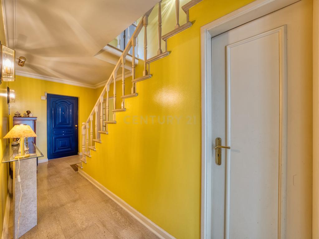 Moradia T4 - Conforto, requinte! - Image 25