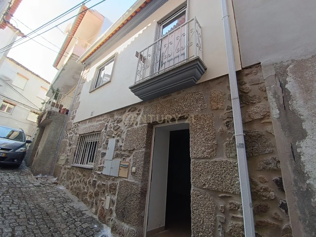 Moradia T2 Alcongosta, Fundão - Image 5