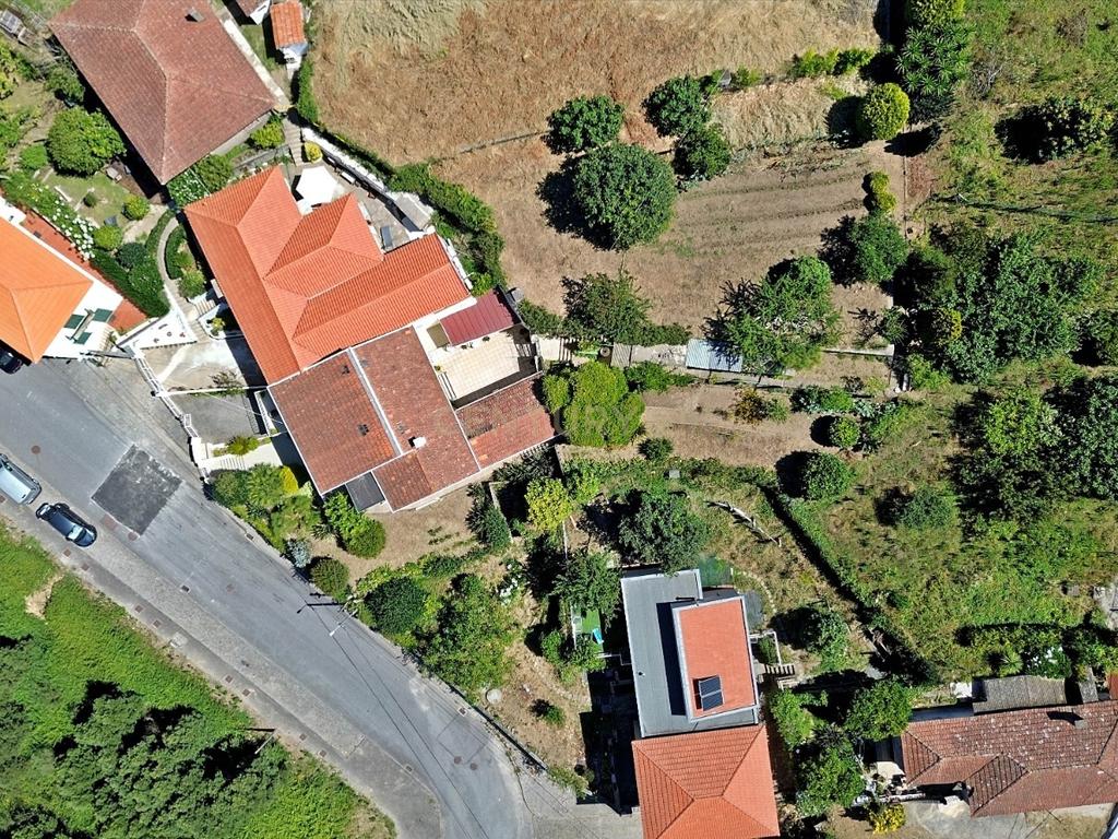 Excelente Moradia T5 em Fânzeres - Image 23