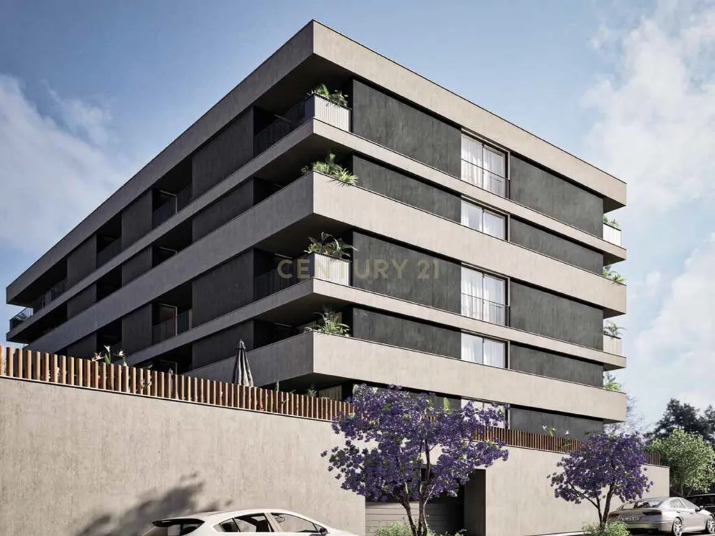 Apartamento T3 com terraço, em condomínio com piscina e jardim - Image 13