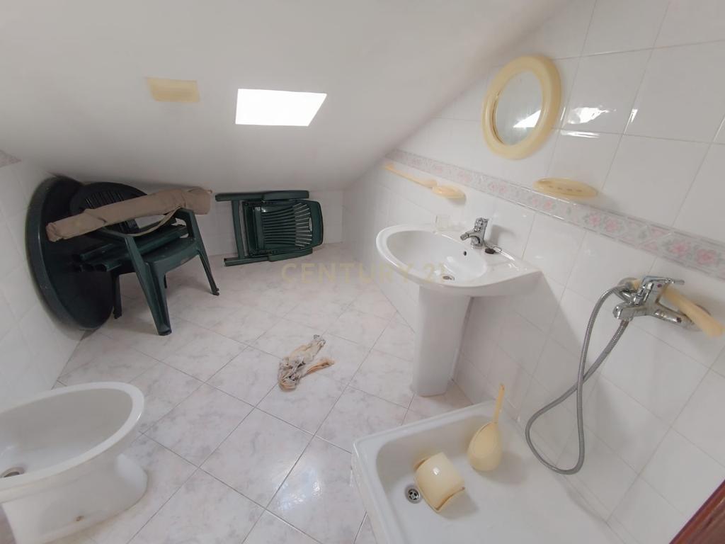 Excelente Moradia T3 São Miguel D acha, Castelo Branco - Image 26