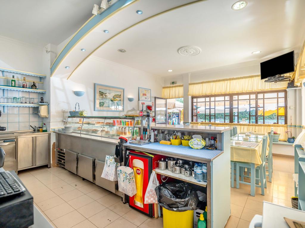 Snack Bar em Alvor para Venda - Excelente Oportunidade de Negócio - Image 12