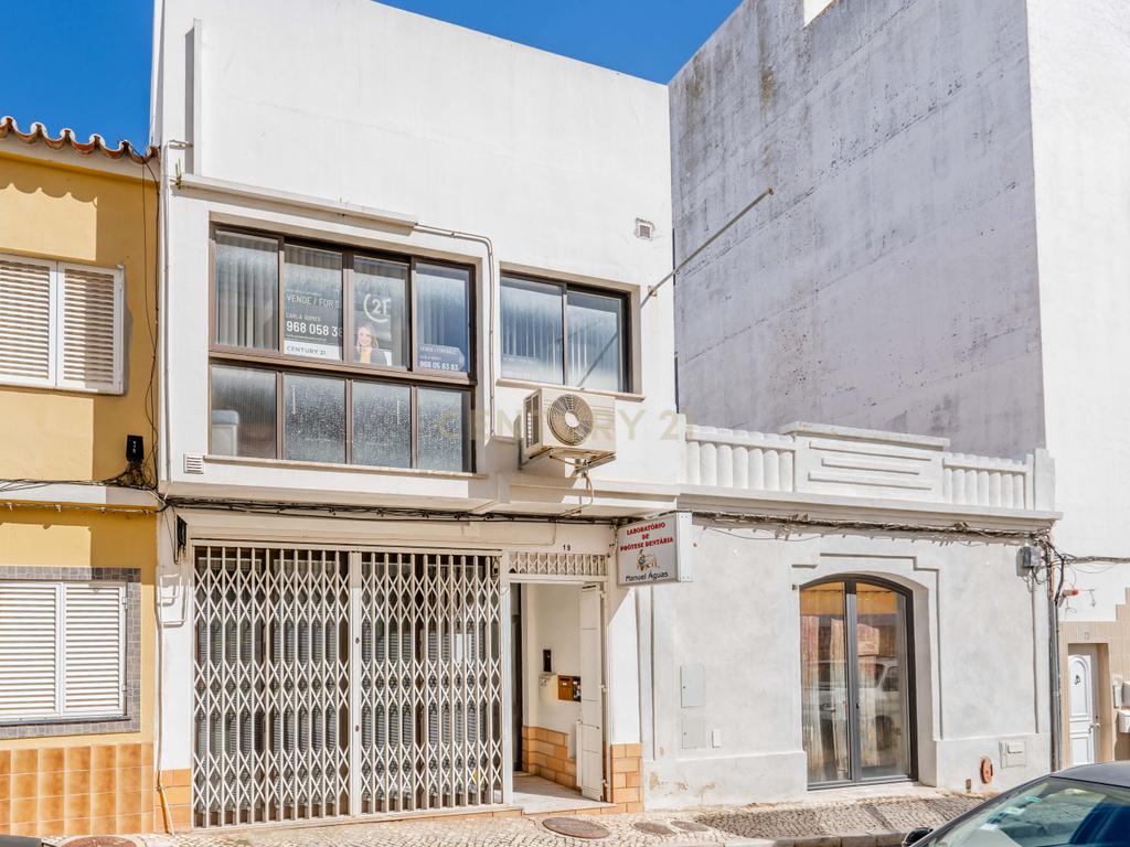 EXCELENTE OPORTUNIDADE DE INVESTIMENTO Prédio Comercial em Portimão - Image 2